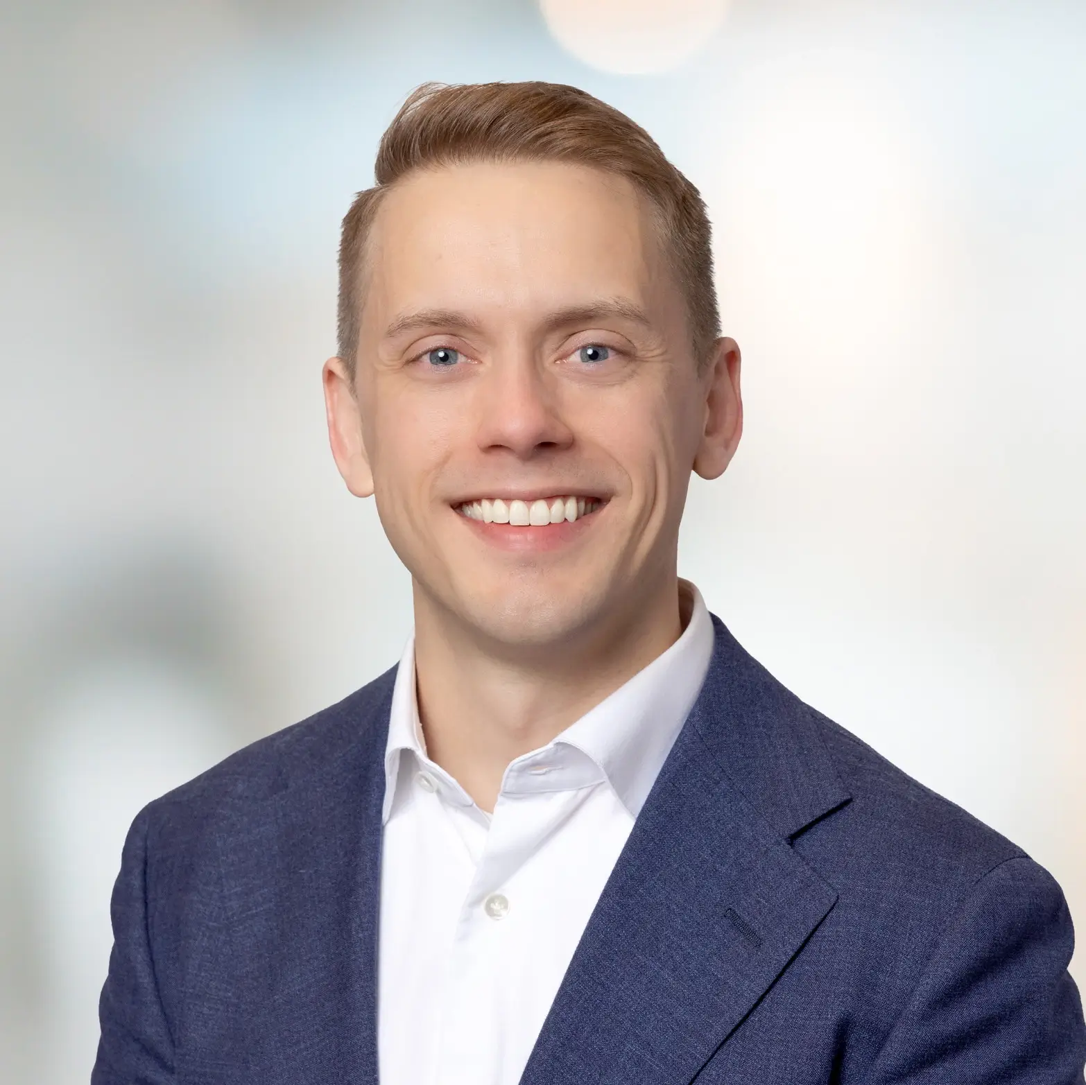 Jason Albright headshot