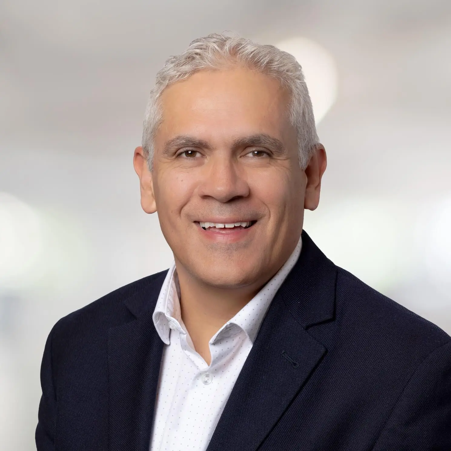 Nicolas Saenz headshot