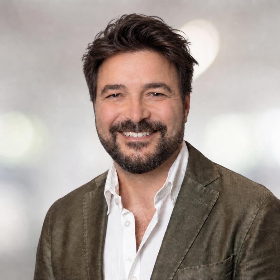 Paolo Colombo headshot