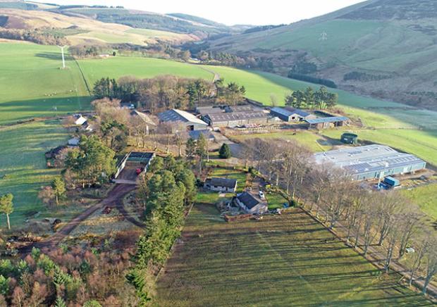 We worked closely with ITPEnergised, Water to Water and The James Hutton Institute to develop the HydroGlen project concept to make a working farm and its community powered exclusively by renewable energy and green hydrogen.