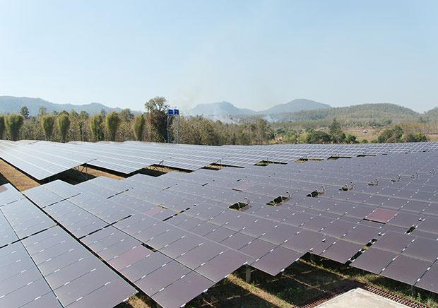 Microgrids offer a way to improve resilience, cut costs and gain energy independence while reducing a facility’s operational carbon footprint. 