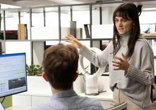 We provide data-driven insights that clarify technical feasibility, scalability and operational credibility. 