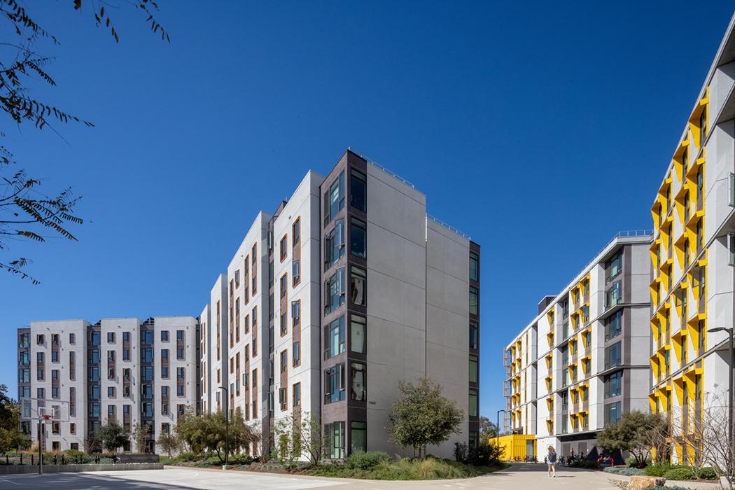 Verano 8 Graduate Student Housing in Irvine, California.