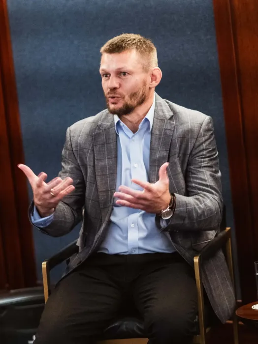 Pawel Woelke shared data-driven insights on decarbonization in art logistics, green shipping and climate-conscious operations – highlighting how measurable action can help galleries, museums and collectors build a truly greener art world.