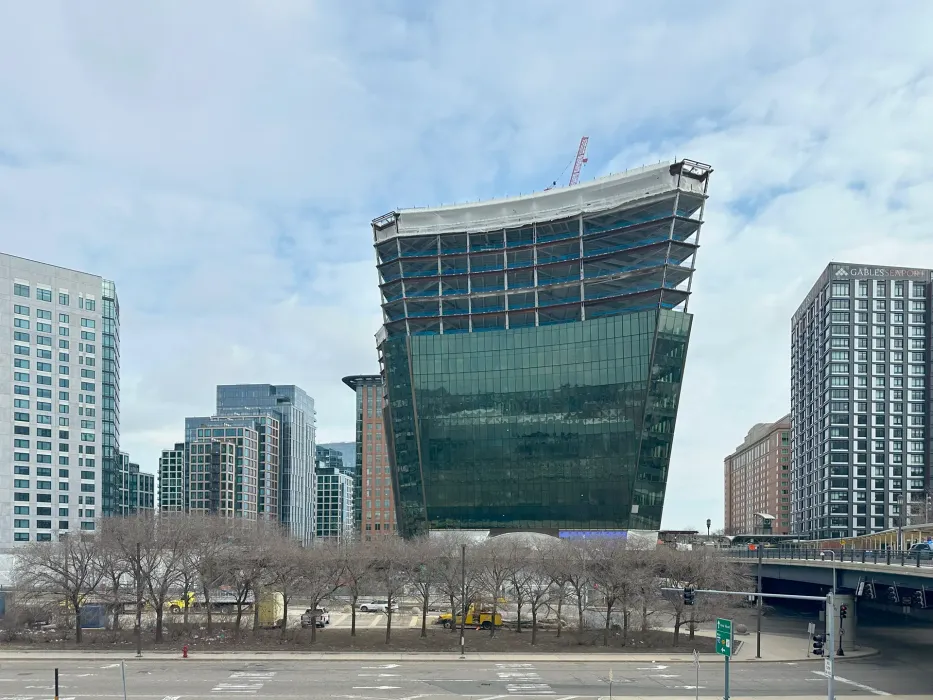Located in Boston’s Seaport District, this 550,000-square-foot development brings together life-science labs, offices, cultural programming, and public space. More importantly, it redefines how a building can contribute to the city around it. 
