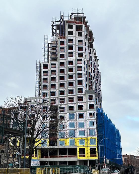 Anagram Gowanus, a 20-story mixed-use development rising along the Gowanus Canal in Brooklyn, has reached a major construction milestone with its topping out. 