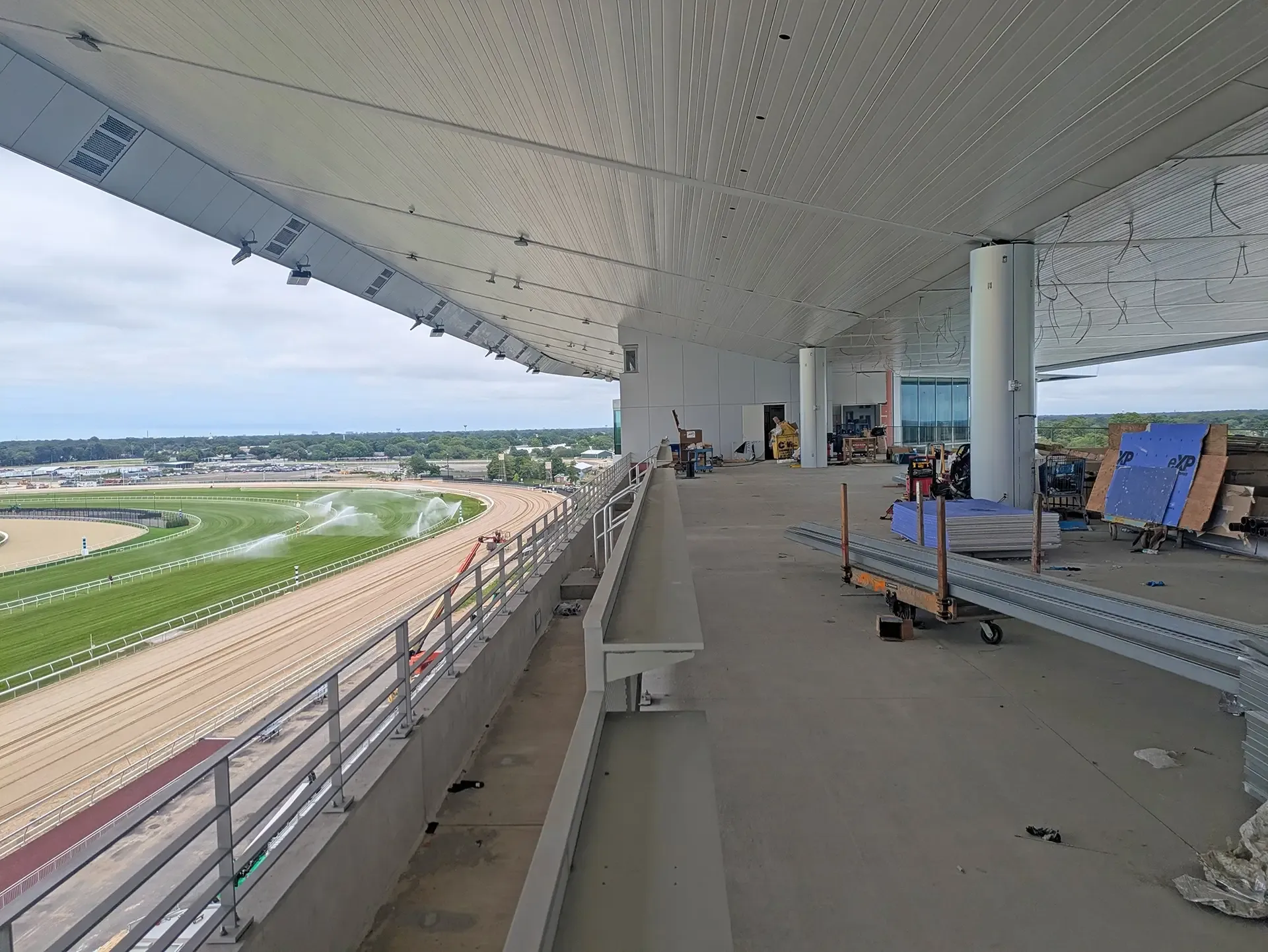 Thornton Tomasetti provided structural design and façade consulting services to Populous for the redevelopment of Belmont Park, the historic home of the Belmont Stakes.