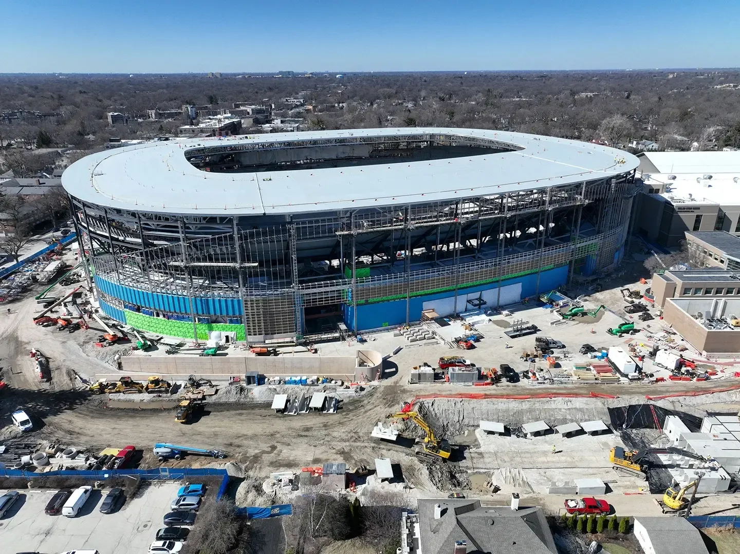 The 35,000-seat Ryan Field features improved sightlines and accessibility, a canopy designed to contain crowd noise and limit light pollution, and new community spaces intended to strengthen connections between the stadium and its surroundings. 