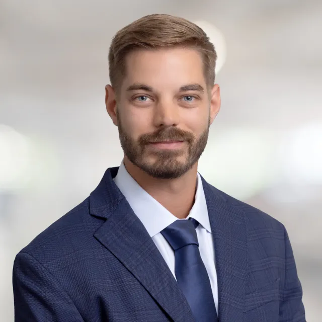 Sean Long headshot